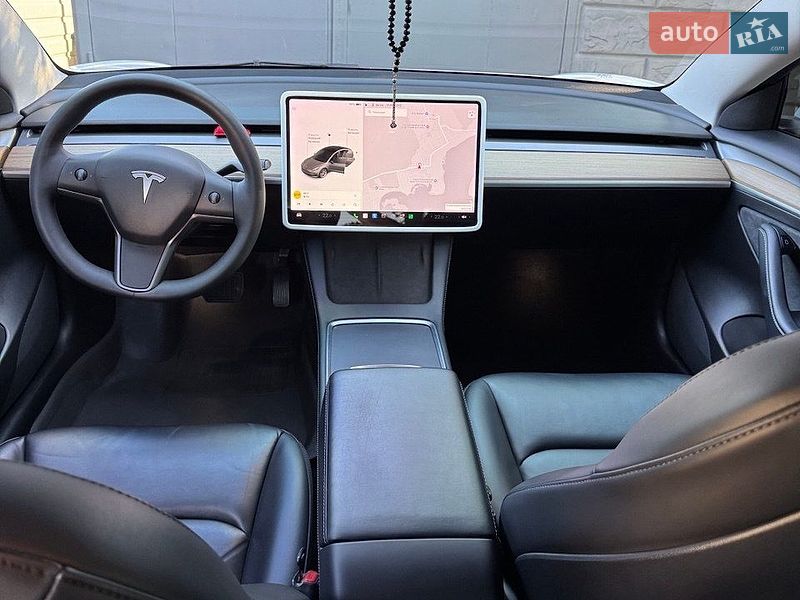 Седан Tesla Model 3 2021 в Днепре