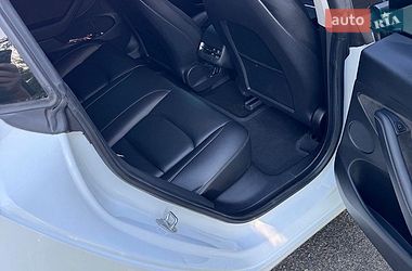 Седан Tesla Model 3 2021 в Днепре