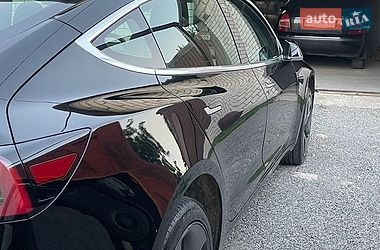 Седан Tesla Model 3 2020 в Самаре