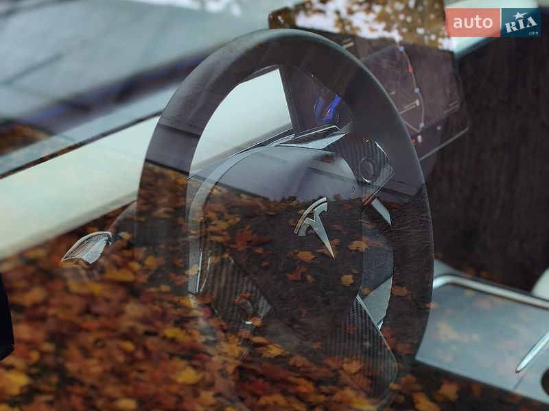 Седан Tesla Model 3 2021 в Львове