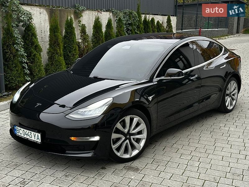 Tesla Model 3 2018