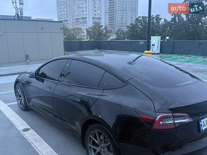 Седан Tesla Model 3 2022 в Києві фото 5 Седан Tesla Model 3 2022 в Києві