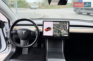 Седан Tesla Model 3 2018 в Днепре