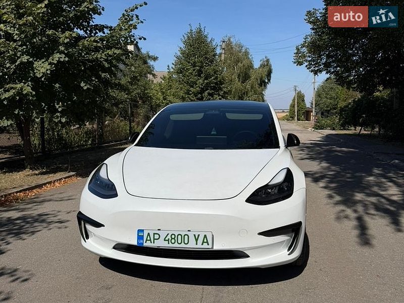 Седан Tesla Model 3 2021 в Запоріжжі фото Седан Tesla Model 3 2021 в Запоріжжі