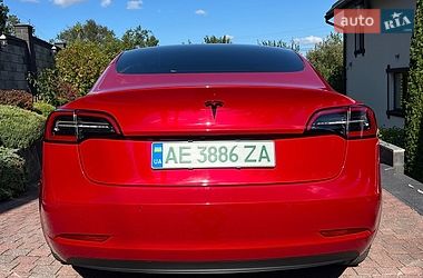 Седан Tesla Model 3 2022 в Дніпрі