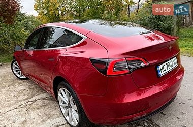 Седан Tesla Model 3 2019 в Трускавце