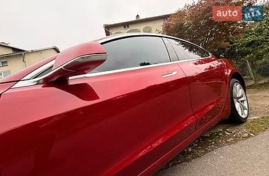 Седан Tesla Model 3 2019 в Трускавце