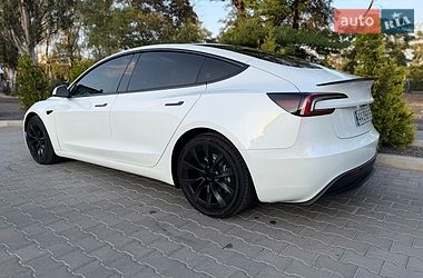 Седан Tesla Model 3 2024 в Николаеве