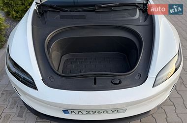 Седан Tesla Model 3 2024 в Николаеве