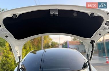 Седан Tesla Model 3 2024 в Миколаєві