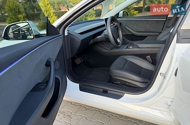 Седан Tesla Model 3 2024 в Миколаєві
