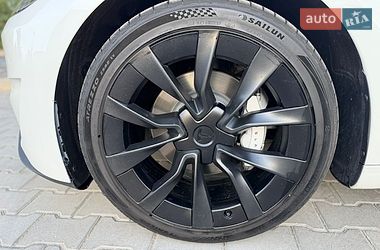 Седан Tesla Model 3 2024 в Николаеве