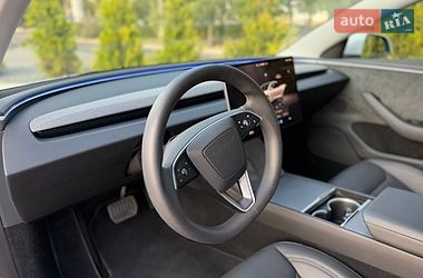 Седан Tesla Model 3 2024 в Миколаєві