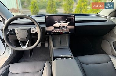 Седан Tesla Model 3 2024 в Николаеве
