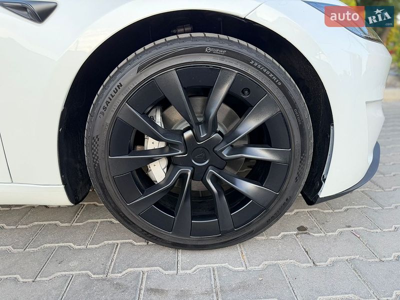 Седан Tesla Model 3 2024 в Миколаєві