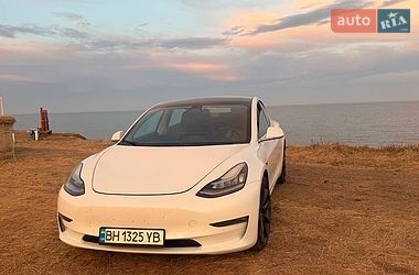 Седан Tesla Model 3 2020 в Одессе