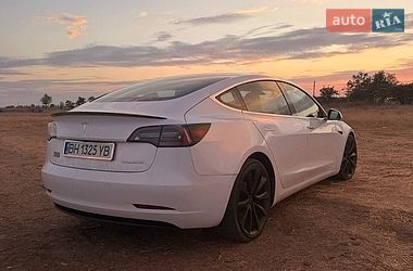 Седан Tesla Model 3 2020 в Одессе