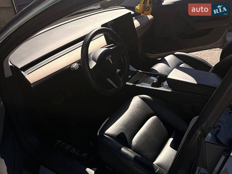 Седан Tesla Model 3 2019 в Кам'янець-Подільському