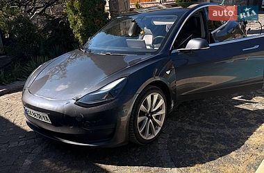 Седан Tesla Model 3 2019 в Кам'янець-Подільському