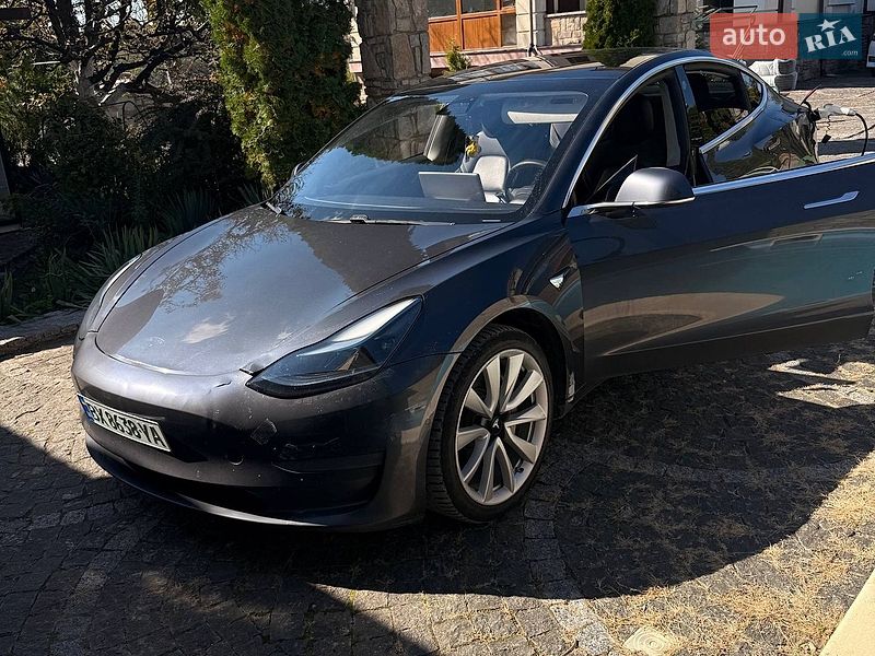 Седан Tesla Model 3 2019 в Кам'янець-Подільському