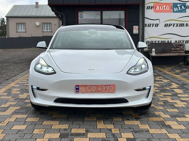 Tesla Model 3 2023