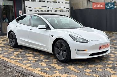 Седан Tesla Model 3 2023 в Львові