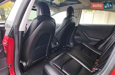 Седан Tesla Model 3 2018 в Білій Церкві