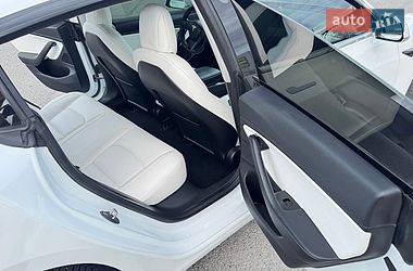 Седан Tesla Model 3 2018 в Днепре
