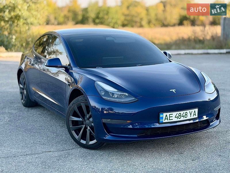 Седан Tesla Model 3 2019 в Днепре