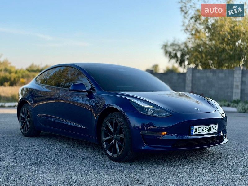 Седан Tesla Model 3 2019 в Днепре