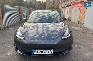 Седан Tesla Model 3 2018 в Полтаве