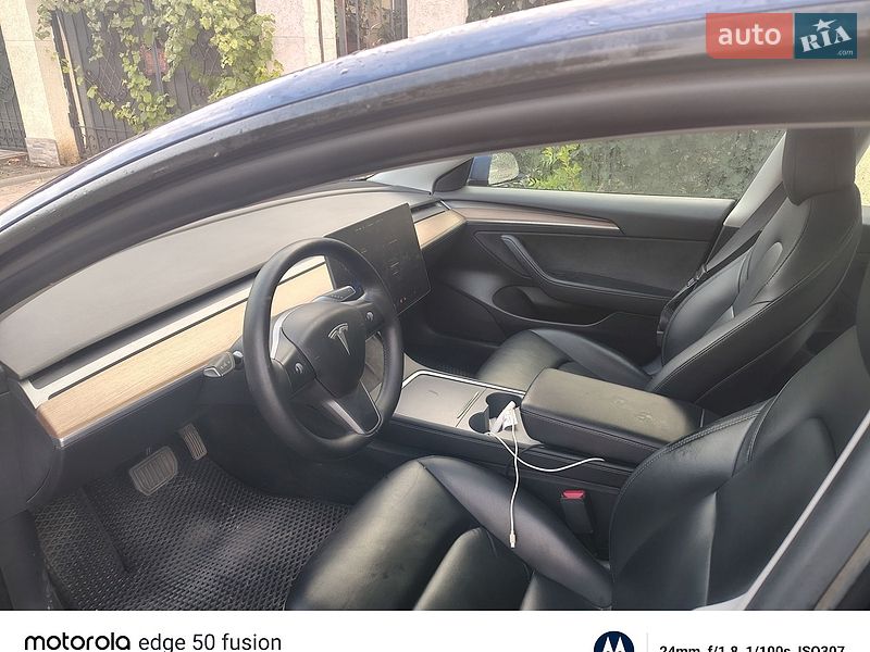 Седан Tesla Model 3 2021 в Одессе