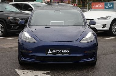 Седан Tesla Model 3 2023 в Харкові
