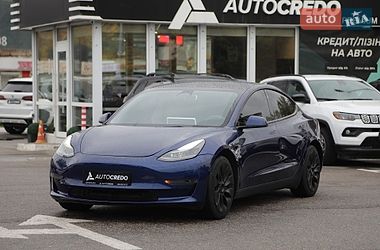 Седан Tesla Model 3 2023 в Харкові
