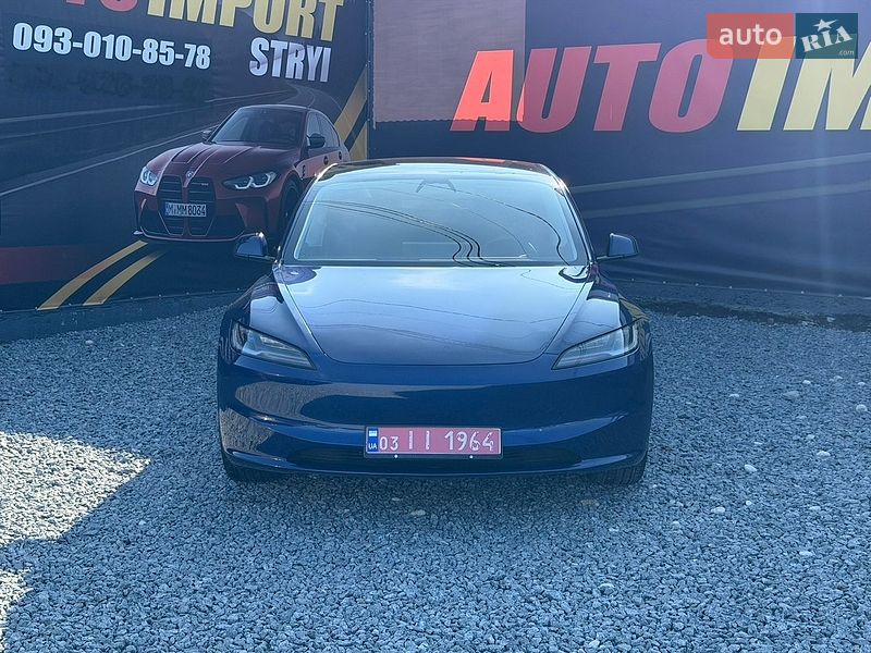 Седан Tesla Model 3 2025 в Стрые