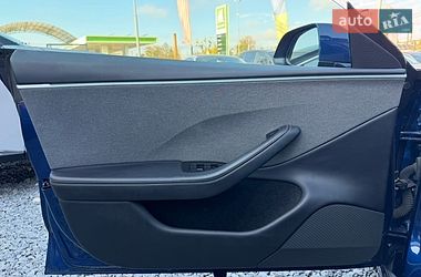 Седан Tesla Model 3 2025 в Стрые