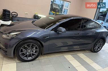 Седан Tesla Model 3 2018 в Запоріжжі