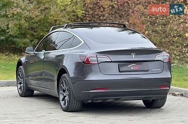 Седан Tesla Model 3 2019 в Тернополе