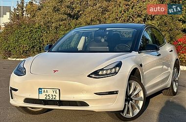 tesla model-3 2019 в Киев от профессионального продавца Владислав Кудря