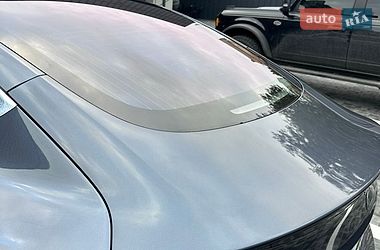 Седан Tesla Model 3 2018 в Ровно