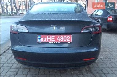 Седан Tesla Model 3 2019 в Тернополе