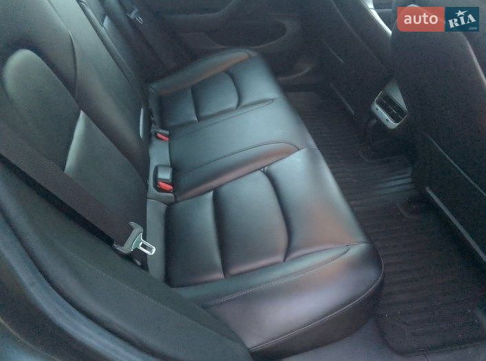 Седан Tesla Model 3 2019 в Тернополі