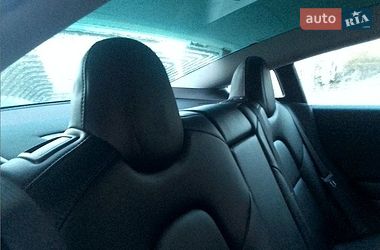 Седан Tesla Model 3 2019 в Тернополі
