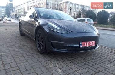 Седан Tesla Model 3 2019 в Тернополі
