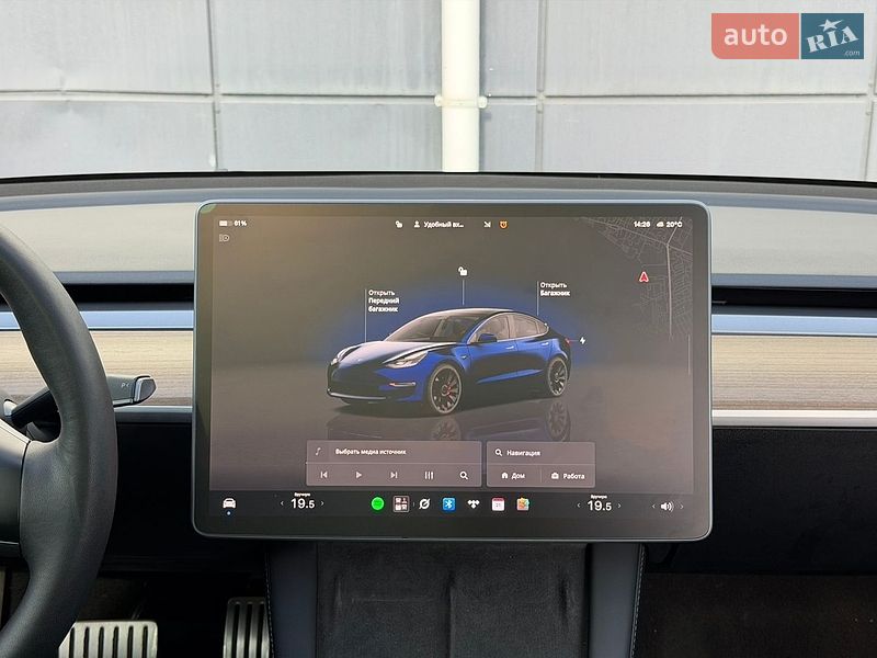 Седан Tesla Model 3 2023 в Одессе