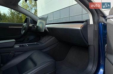 Седан Tesla Model 3 2023 в Одессе