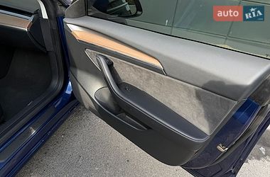 Седан Tesla Model 3 2023 в Одессе