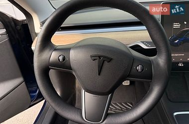 Седан Tesla Model 3 2023 в Одессе