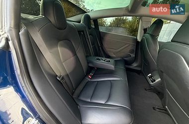 Седан Tesla Model 3 2023 в Одессе