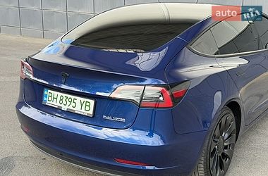 Седан Tesla Model 3 2023 в Одессе